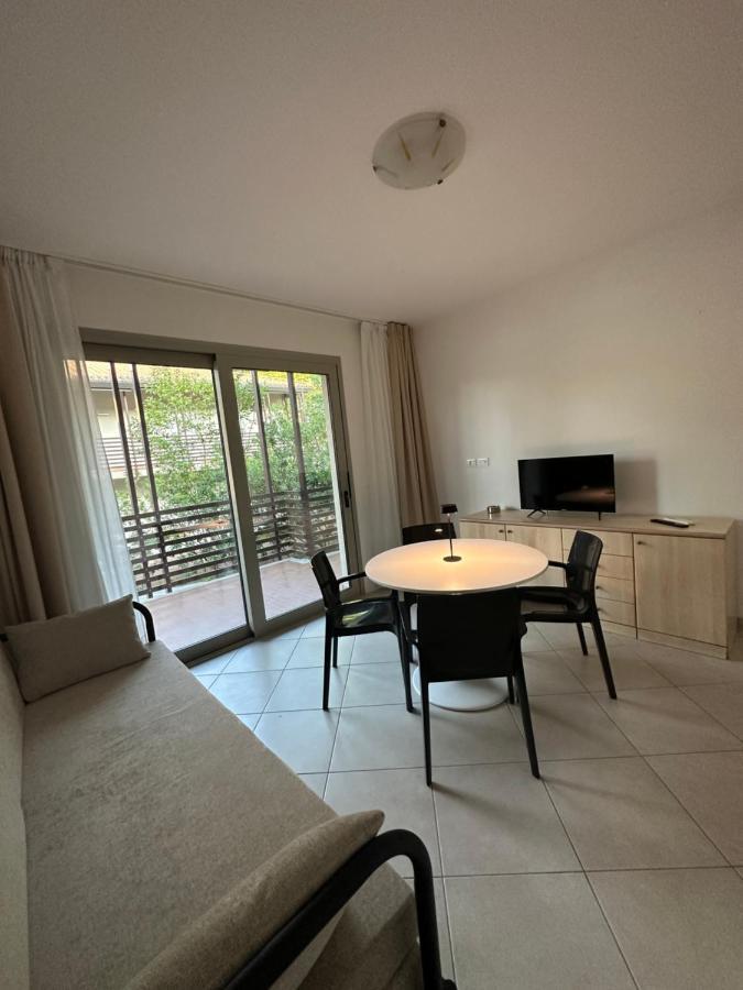 Prassitele Apartments リニャーノ・サッビアドーロ エクステリア 写真