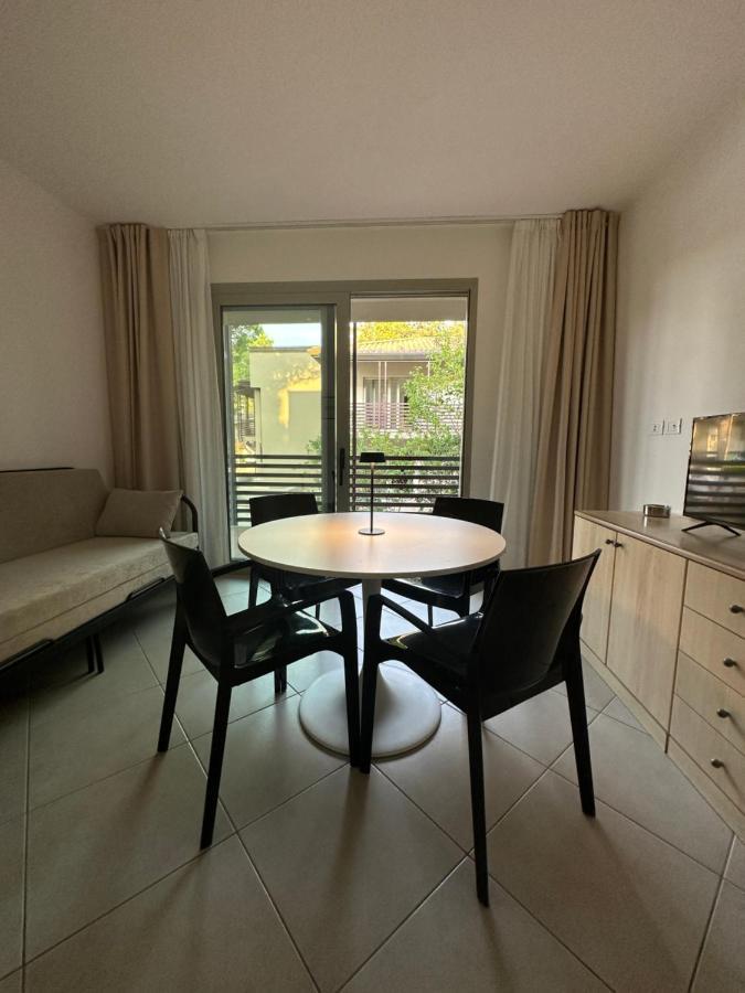 Prassitele Apartments リニャーノ・サッビアドーロ エクステリア 写真
